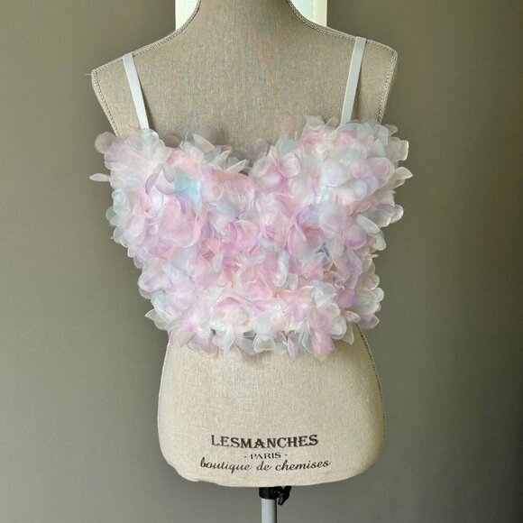 NWT! Gorgeous Adjustable Straps Crop Top - Size Small/Medium - Picture 1 of 8